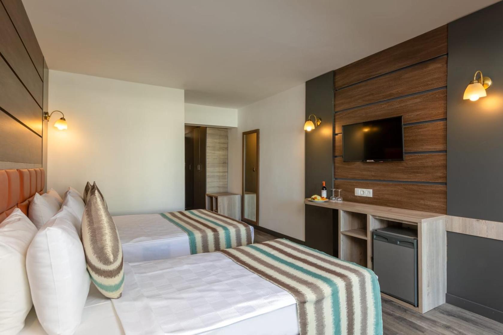 Maya World Didyma Hotel Дидим Экстерьер фото